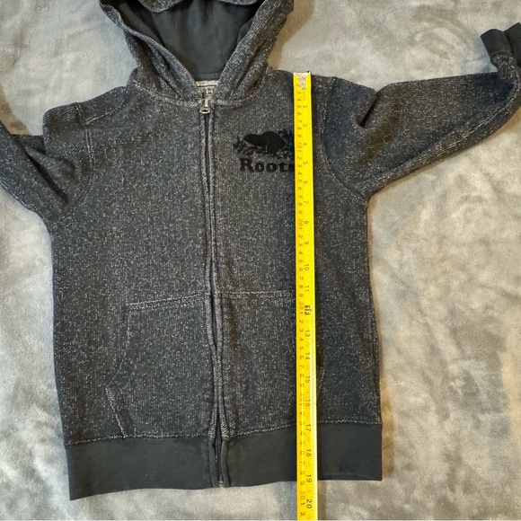 Roots Kids Gray Hoodie
#1214 - Picture 4 of 9